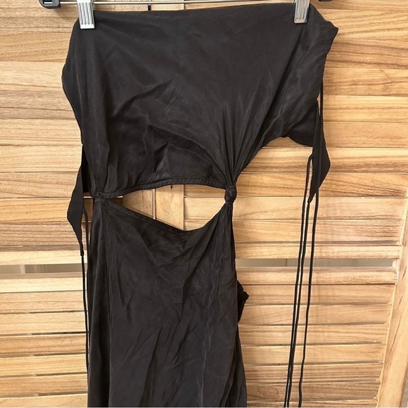 For Love Lemons Kyra Cut Out Maxi Dress in Black Size S - Picture 5 of 8